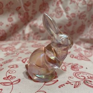 Fenton Bunny opalescent